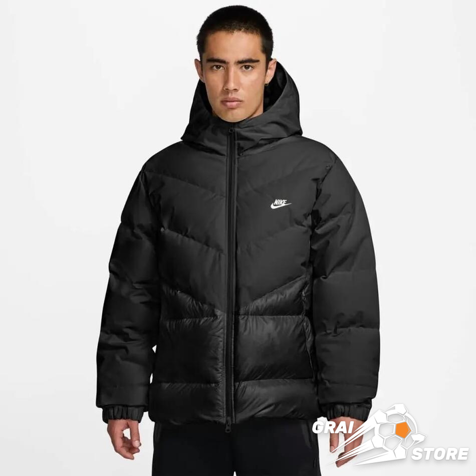 Куртка Nike Windrunner STMNT Black/White Куртка Nike Windrunner STMNT Black/White